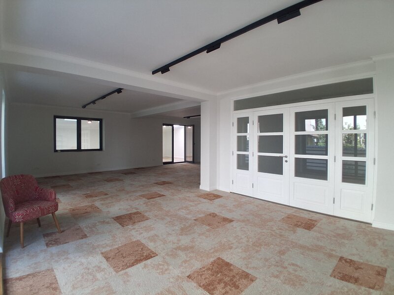 Lacul Tei, spatiu comercial 150 mp.