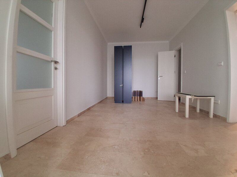 Lacul Tei, spatiu comercial 150 mp.